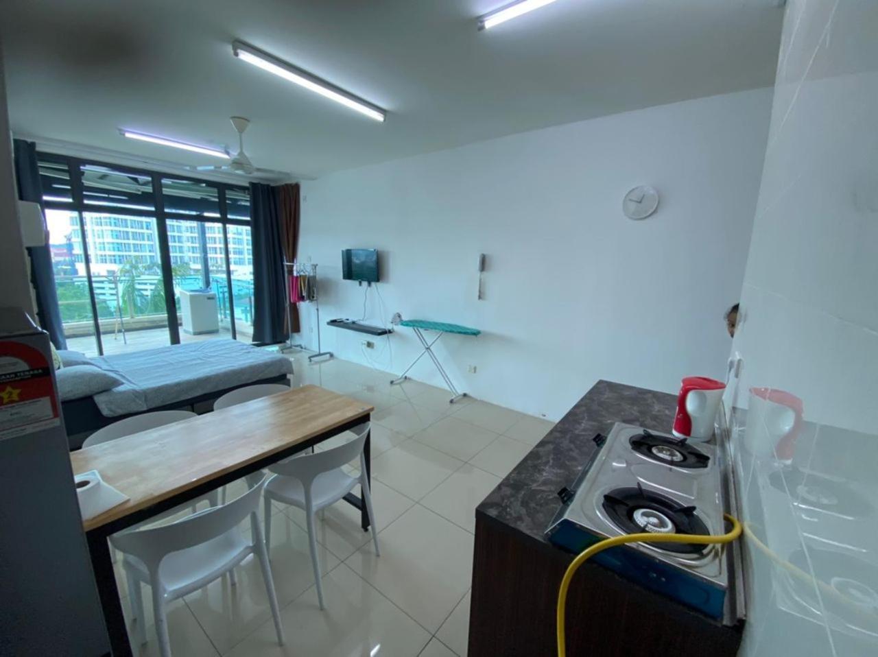 Vista Alam Serviced Apartment Near Idcc Sacc Pkns Uitm Msu Avisena Shah Alam Eksteriør billede